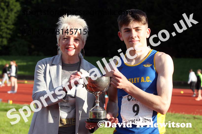 800 metres, 2021 North East Grand Prix No. 2, Monkton, Wednesday, May 19th. Photo: David T. Hewitson/Sports for All Pics